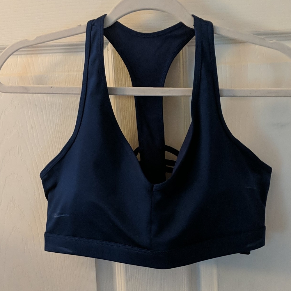 VSX strappy sports bra